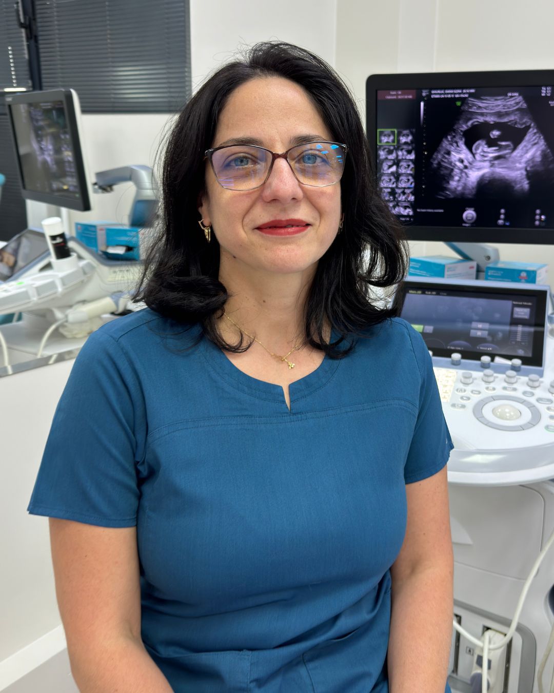 Dr. Ioana